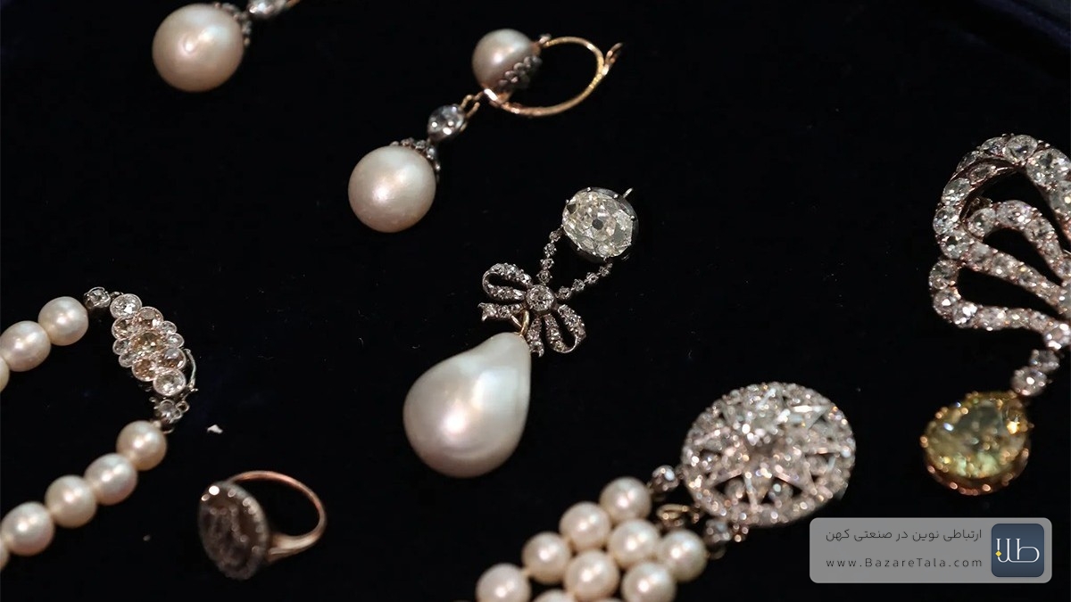 گوشواره معروف